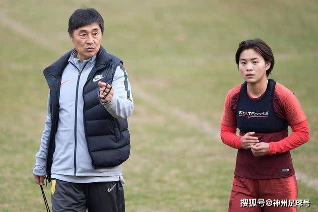赵继伟15+8+7林葳空砍24分 辽宁送同曦3连败