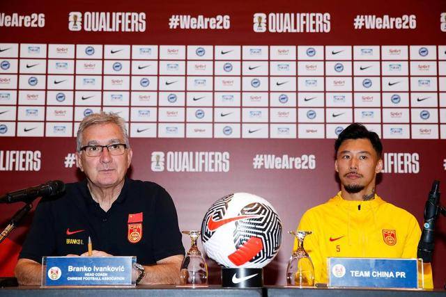 9记三分轰36分！库里生死战复苏拯救美国男篮